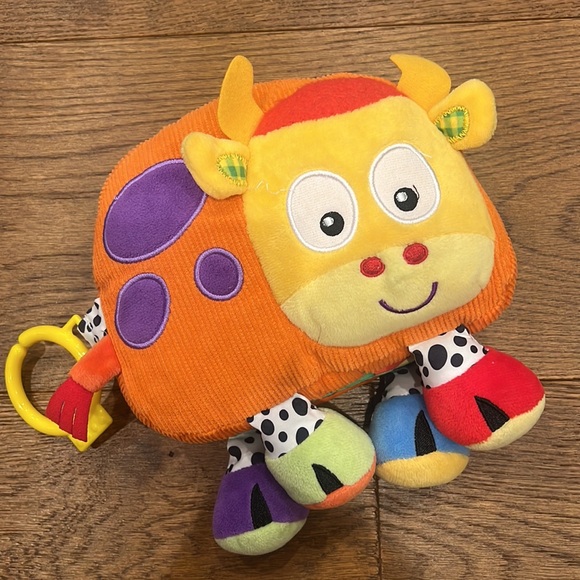 Baby Soft Book 6pcs + 1toy - Picture 2 of 8